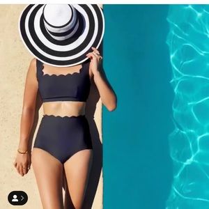 Meet your Posher, Edie